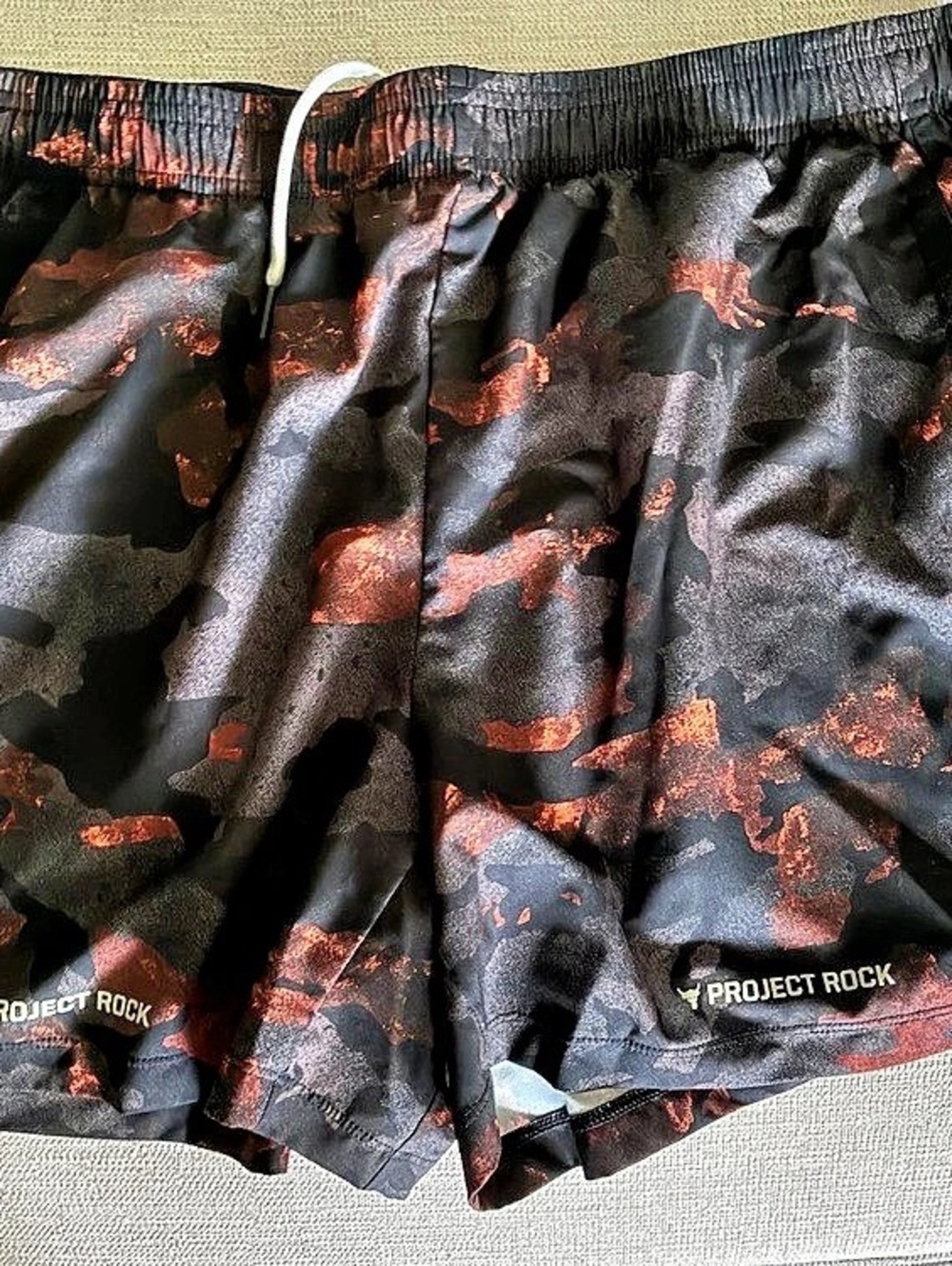 Under Armour Project Rock Camo Athletic Shorts Black & Orange XL